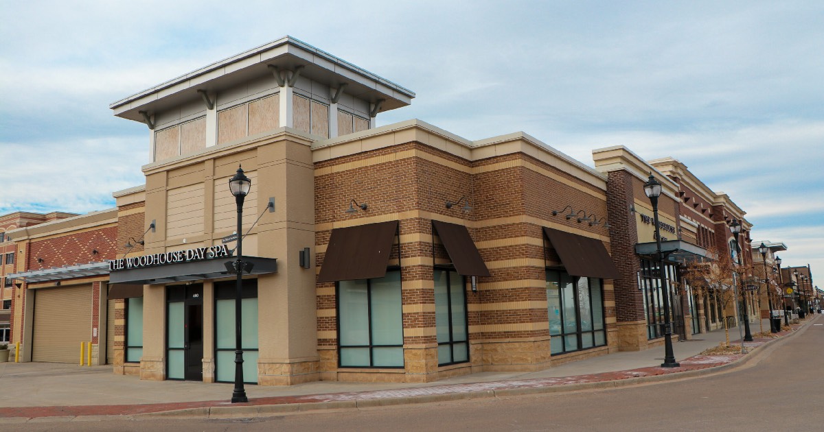 Lighting That Sells: How Electrical Layouts Impact the Retail Experience