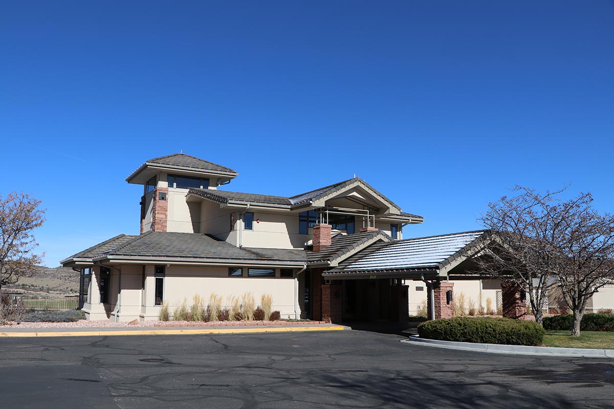 Red Rocks Country Club exterior
