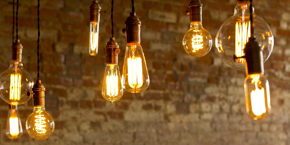Light bulbs flickering